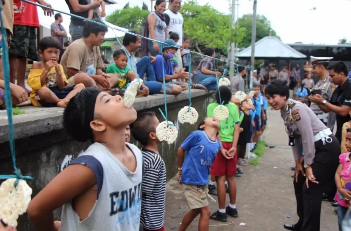 200 macam lomba 17 Agustus 2023 lucu bikin ngakak terbaru. (Polri)