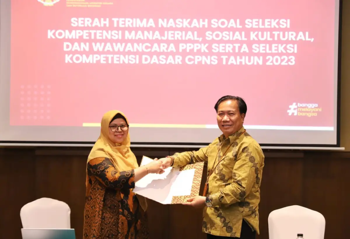 Kemenpan RB dan Kemendikbudristek telah melakukan serah terima naskah soal seleksi  CPNS 2023. (Sumber : Dok. KemenPAN-RB)