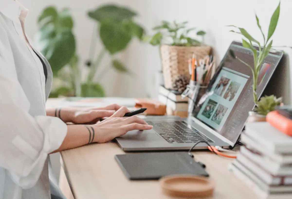 Ilustrasi Gen Z (Sumber : Pexels/George Milton)