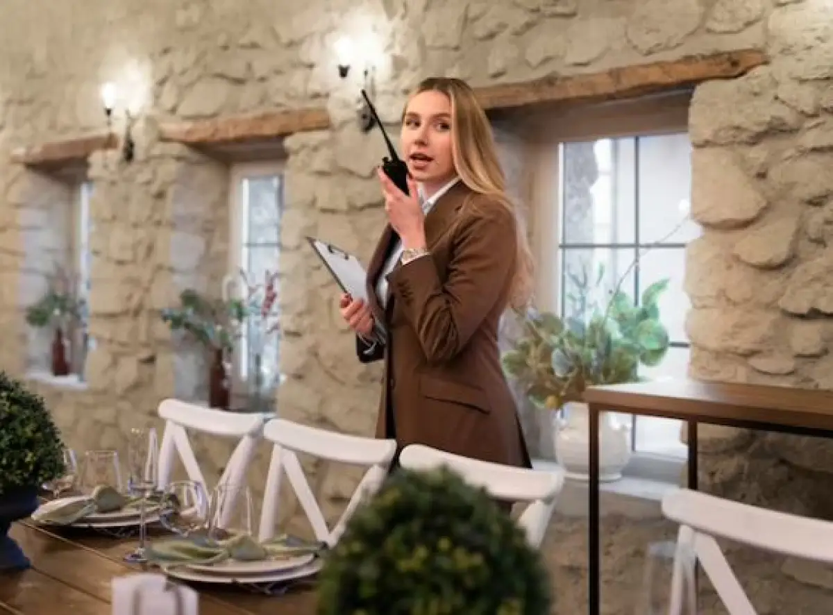 Ilustrasi | 2 Shio yang Cocok Membuka Usaha Sampingan di Bidang Jasa (Sumber : Freepik)