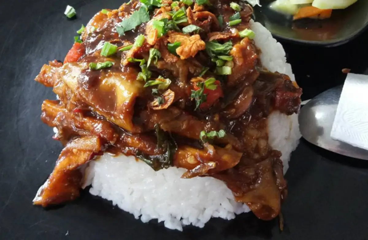 Babat gongso Semarang (Sumber : Instagram/@ucieardiani)