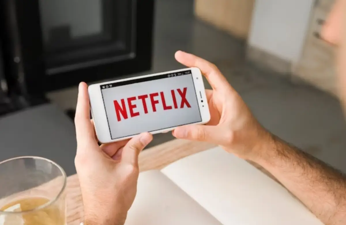 Menkominfo Akan Buat Aturan Sensor Baru Untuk Netflix dan Lainnya, Semakin Ketat? (Sumber : Freepik)