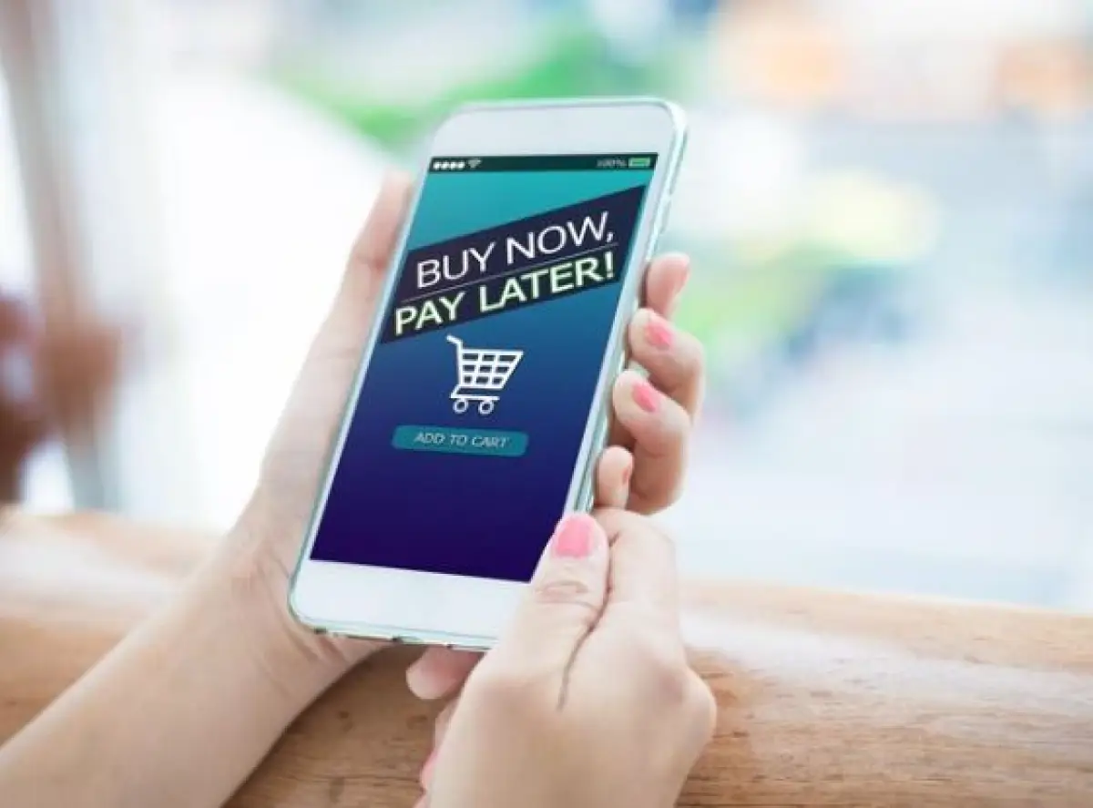 Ilustrasi | Hati-hati menggunakan fitur PayLater (Sumber : Freepik/user2846165)