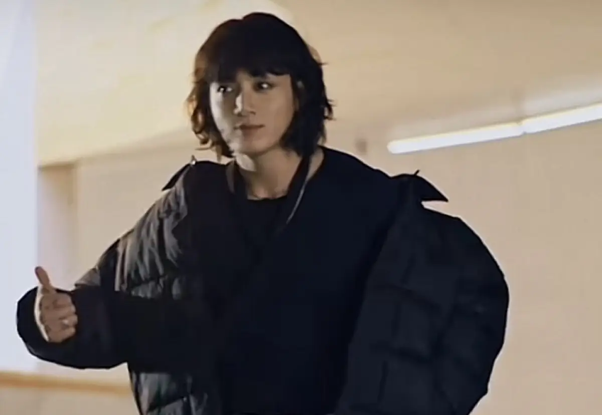 Jungkook BTS dituding menjiplak lagu milik girlgroup lawas Fin. K.L. (Sumber : Calvin Klein)