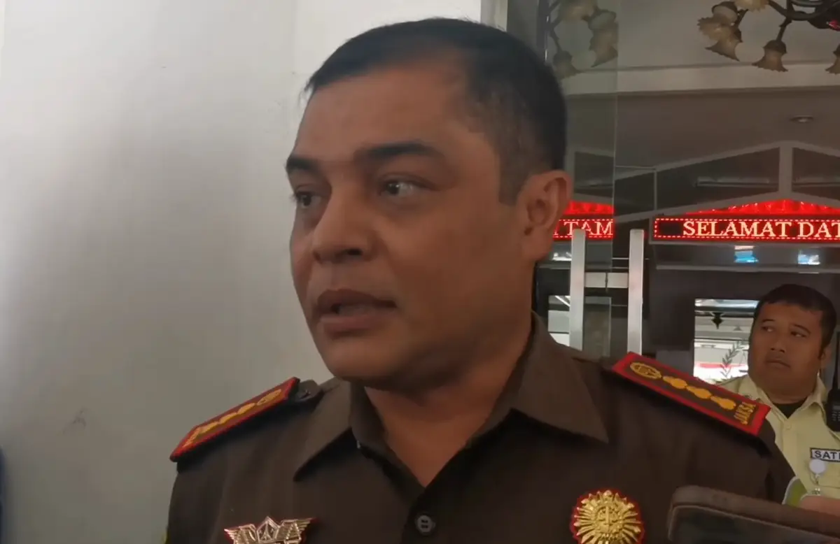 Kejati Jawa Tengah memanggil Rektor UNS (Sumber : Instagram @kabarsolo)