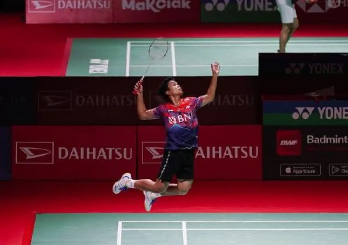 Ilustrasi | Ginting keok dibantai Li Shi Feng di Asian Games 2022(Sumber : instagram.com/sinisukanthony cr. @kurniawanbuntoro)