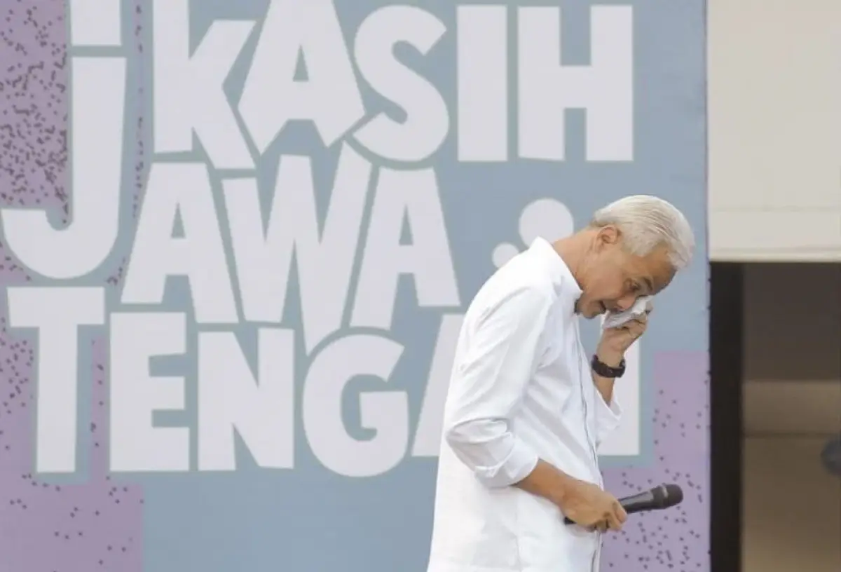 Air Mata Ganjar Pranowo di Pesta Perpisahan (Sumber : Instagram @ganjarpranowo)