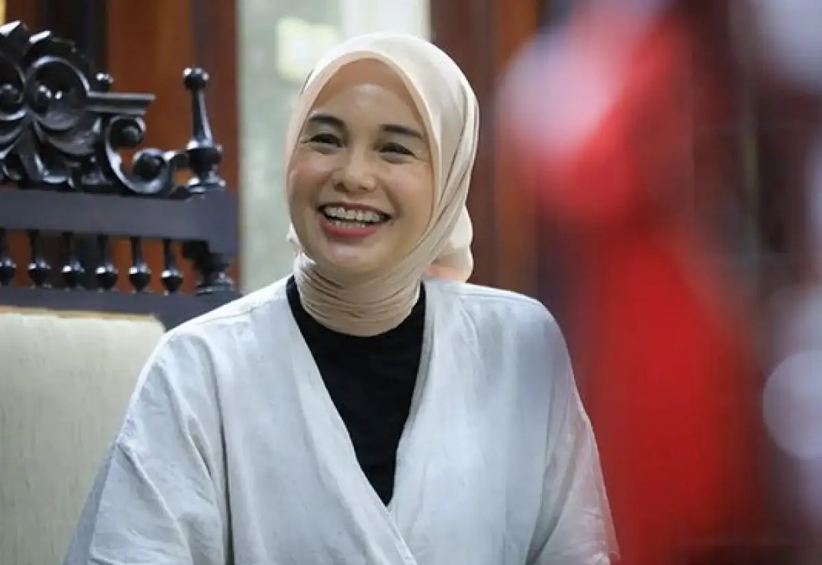 Profil Siti Atikoh Istri Ganjar Pranowo, Sama-sama Alumni UGM dengan Suaminya (Sumber : Instagram/@atikoh.s)