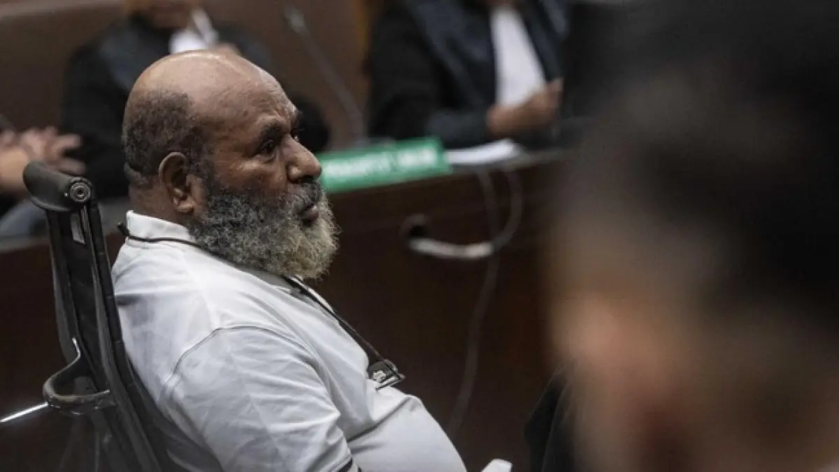 JPU tuntut Lukas Enembe pidana penjara 10 tahun 6 bulan. (Sumber : Polri)