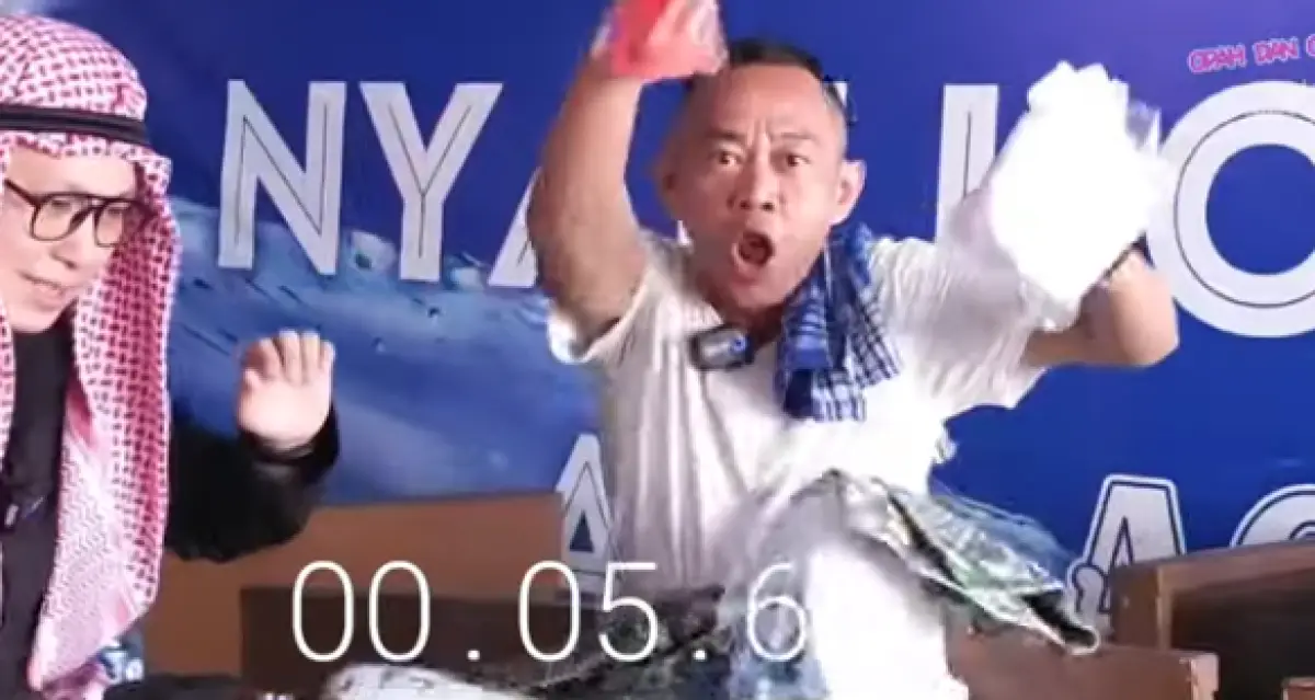 Diundang ke Acara TV, Nyak Kopsah Tak Lagi Ngamuk Usai Dapat Review Buruk dari Influencer (Sumber : YouTube/Opah dan Obet)