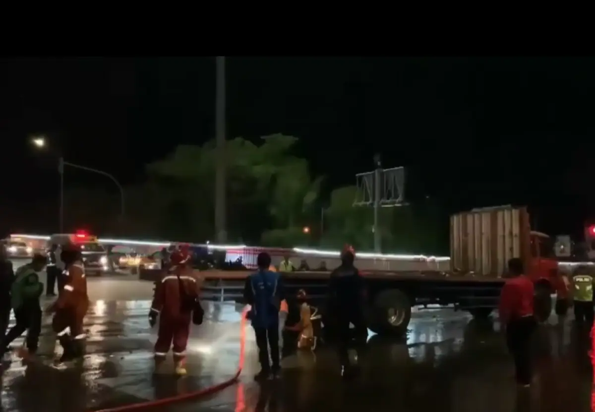 Daftar nama 22 korban tewas dan luka-luka akibat insiden tabrakan maut truk rem blong di Exit Tol Bawen, Kabupaten Semarang, Sabtu 23 September 2023 malam. (Sumber : Instagram @beritasemaranghariini)