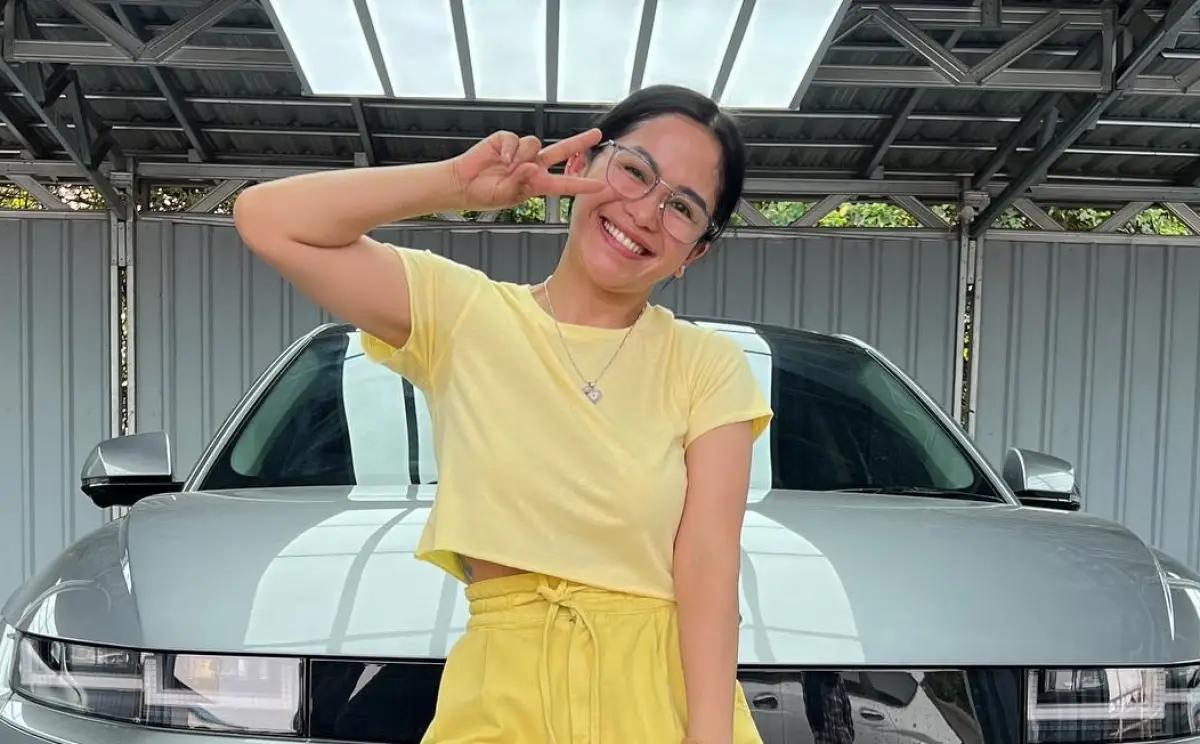 Food vlogger Farida Nurhan panen kecaman dari warganet setelah diduga melakukan doksing dan menghina secara fisik kepda food vlogger lainnya, Codeblu. (Sumber : Instagram @farida.nurhan)