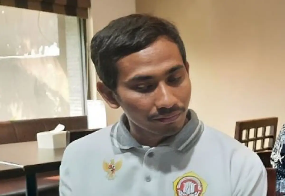 Orang Tua Siswi SD yang Colok Mata Dipaksa Minta Maaf Oleh Pejabat (Sumber : B-Universe)