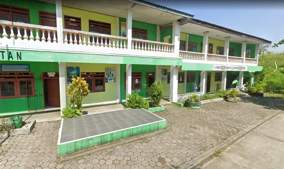 MA di Demak yang diduga menjadi lokasi terjadinya aksi siswa membacok sang guru pada Senin 25 September 2023. (Sumber : Google Maps)