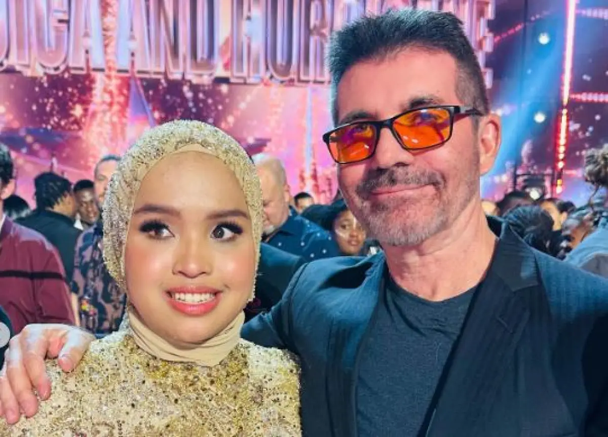 Putri Ariani berfoto bersama Simon Cowell, berikut daftar pemenang AGT 2023 (Sumber : instagram.com/arianinismaputri)