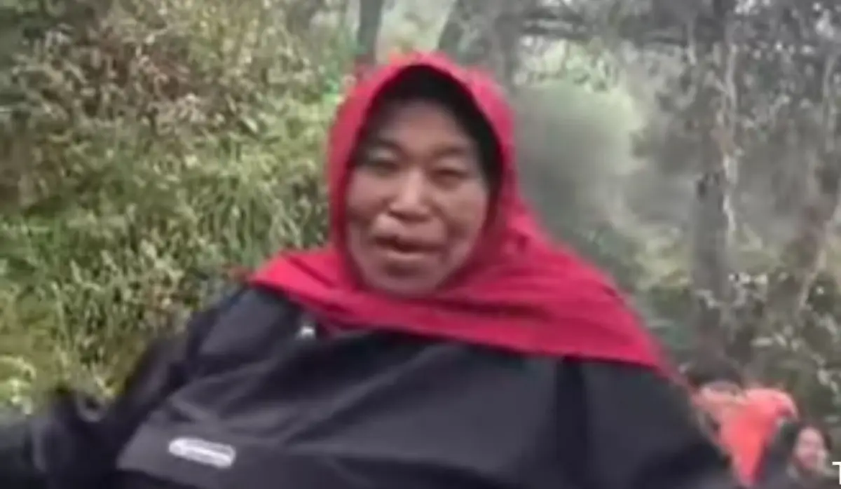 Potret Mbok Yem Gunung Lawu (Sumber : YouTube @agungsmp)