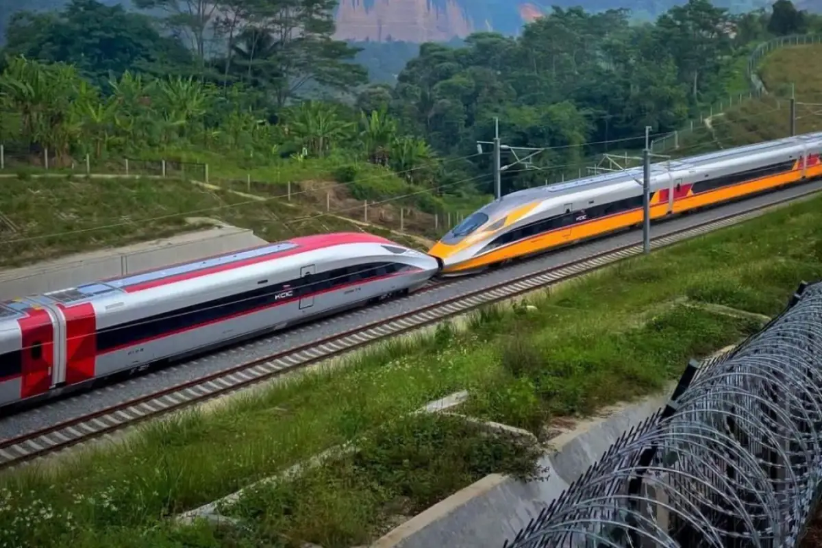 Kereta api cepat Jakarta-Bandung. (Sumber : instagram/keretacepat_id)