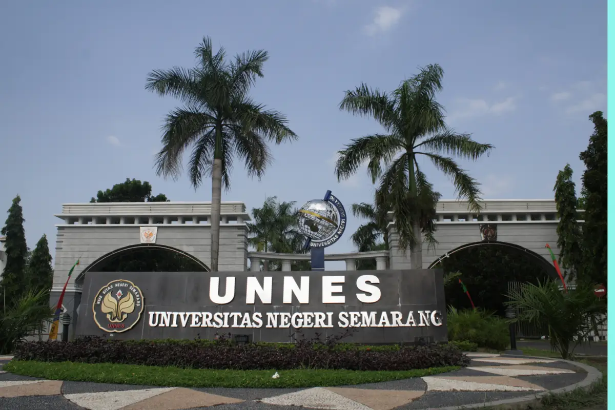 Universitas Negeri Semarang salah satu PTN terbaik di Jawa Tengah (Sumber: null | Foto: Lisensi Creative Commons)