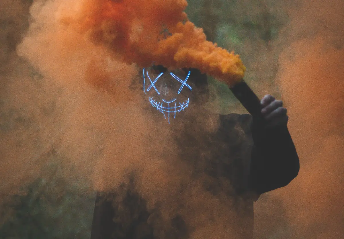 Ilustrasi | 8 tanda orang-orang yang berbahaya di sekitar Anda. (Sumber : Pexels/Connor Danylenko)