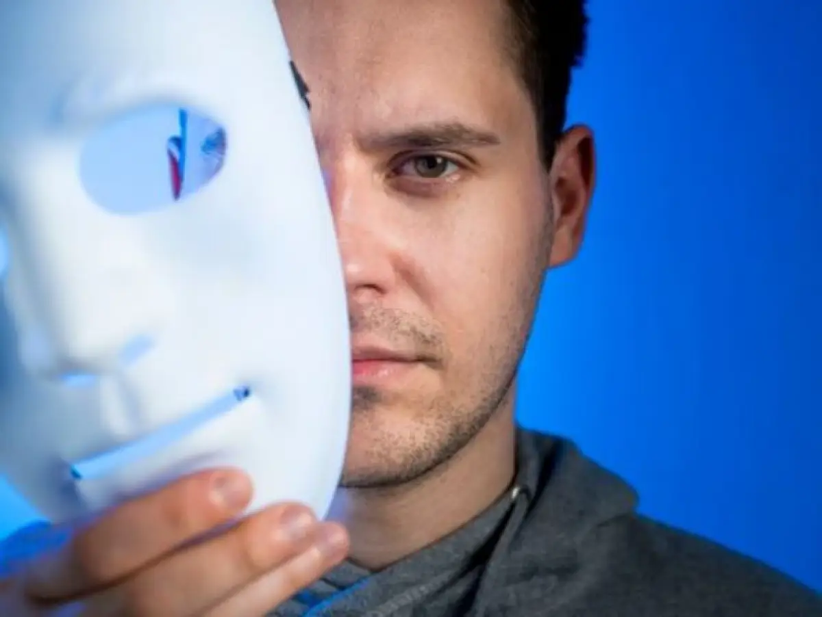 Ilustrasi | 7 Ciri Orang Munafik di Sekitarmu (Sumber : Freepik)