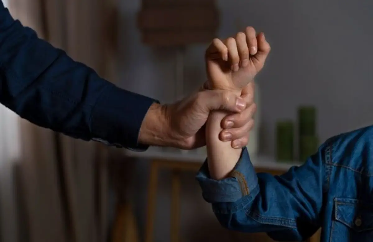 Ilustrasi | Sulit Putus Dari Pacar Toxic? Bisa Jadi Kamu Terjerat Trauma Bonding (Sumber : Freepik)