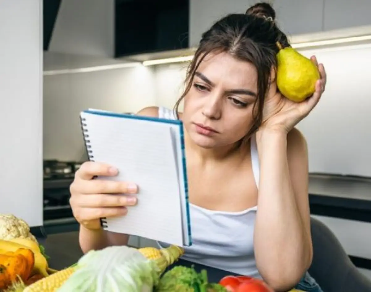 Kenali Mental Load, Beban Tak Terlihat Dari Pekerjaan yang Biasanya Dilakukan Ibu Rumah Tangga (Sumber : Freepik/pvproductions)
