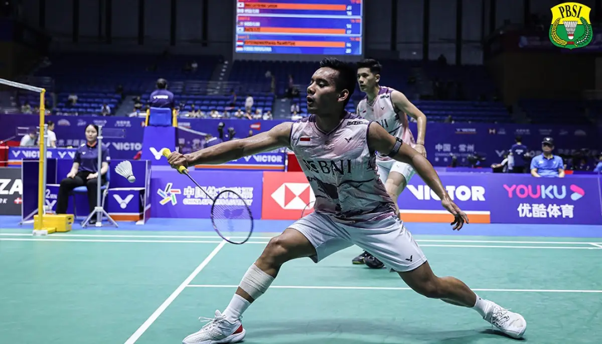 Pram/Yere kalah dari wakil Malaysia di perempat final Arctic Open 2023. Keduanya disebut sedang ngambekan karena terlihat saling diam selama pertandingan, Jumat 13 Oktober 2023. (Sumber : PBSI)