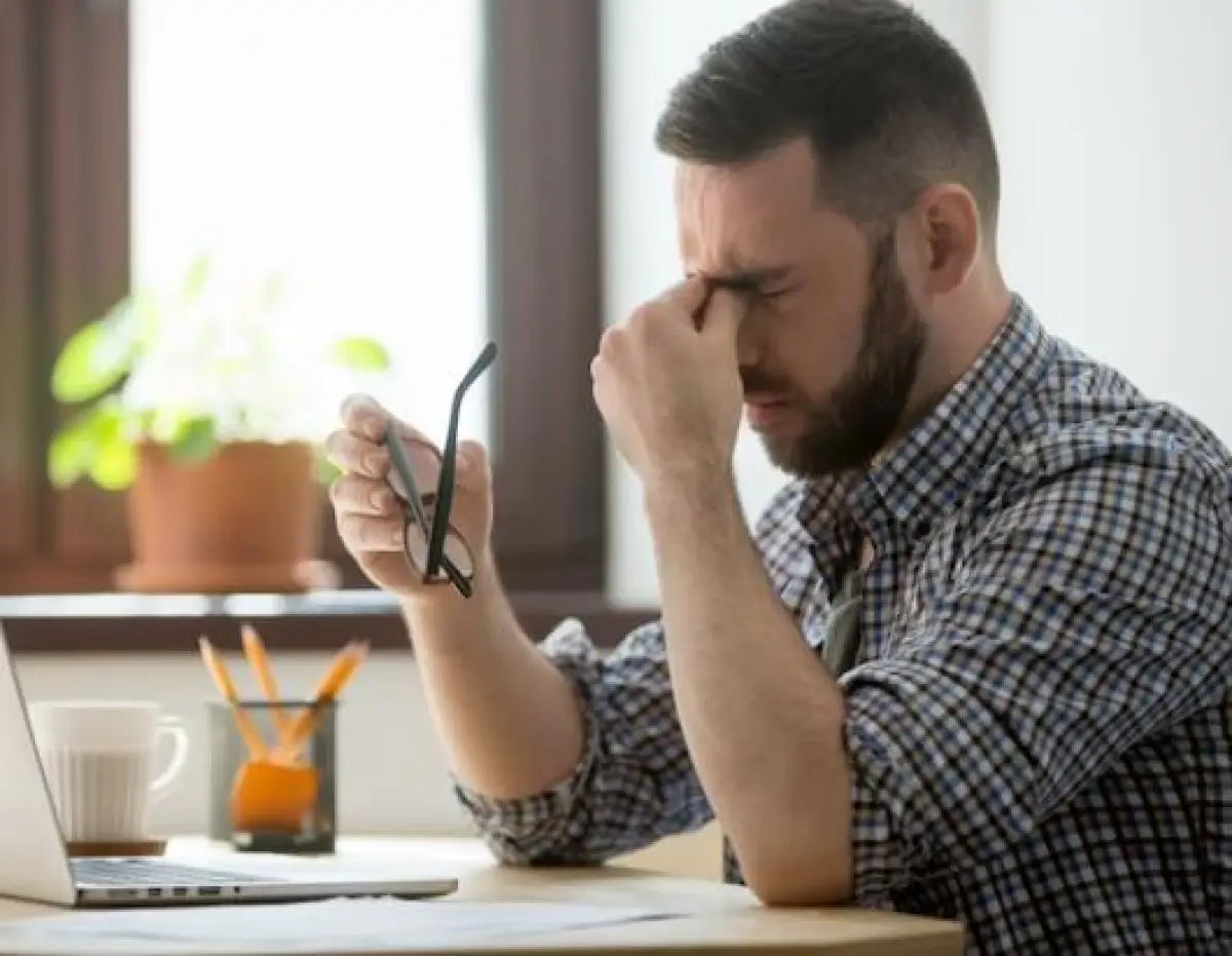 Ilustrasi | Bahaya Budaya Kerja Gwarosa, Tren Kerja Sampai Tewas yang Terjadi di Korsel (Sumber : Freepik/yanalya)