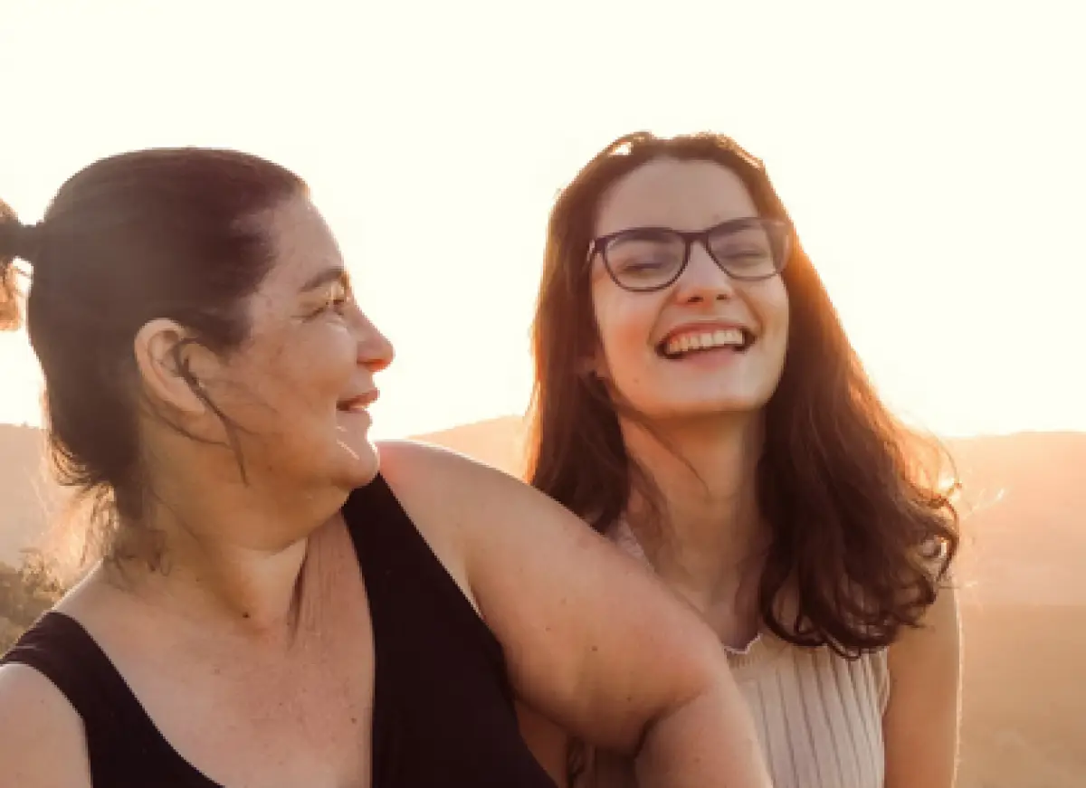 Ilustrasi menantu dan mertua (Sumber : Unsplash/Shine Photos)