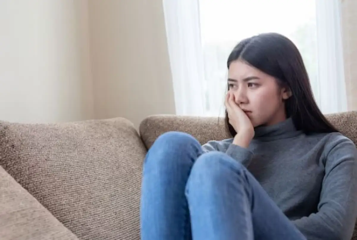 ilustrasi dampak negatif konten bunuh diri di media sosial (Sumber : freepik)