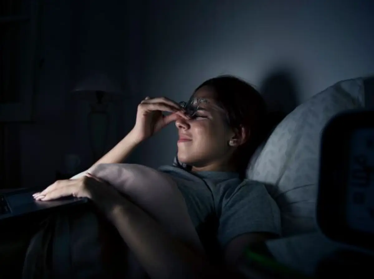 ilustrasi : cara mengatasi gangguan tidur atau insomnia (Sumber : freepik)