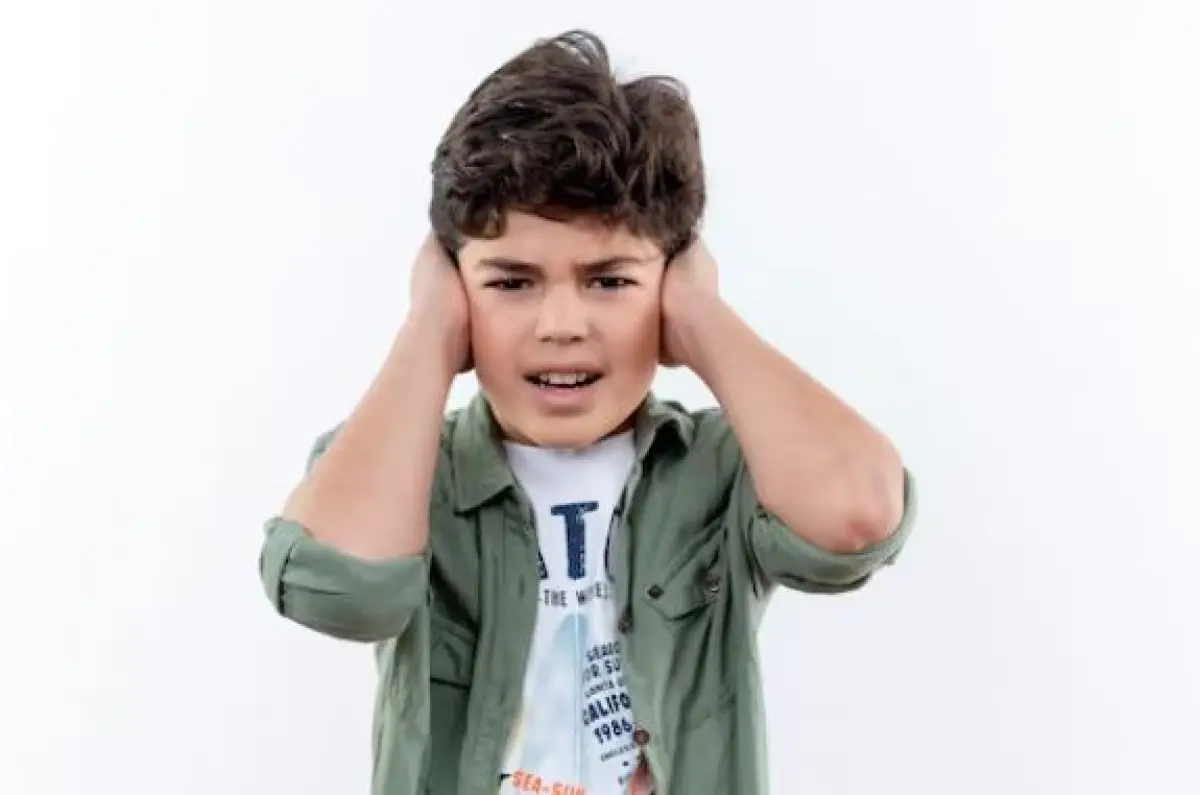 Ilustrasi | Anak yang Keras Kepala Bukan Pembangkang (Sumber : Freepik/stockking)