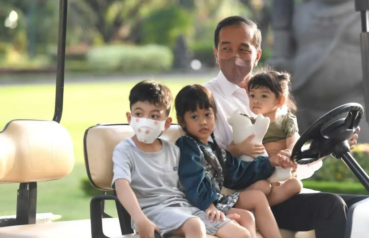 Ilustrasi. Anak diasuh kakek-nenek, ternyata ada manfaat baiknya untuk kesehatan fisik dan mental lansia. (Sumber : Biro Sekretariat Presiden)