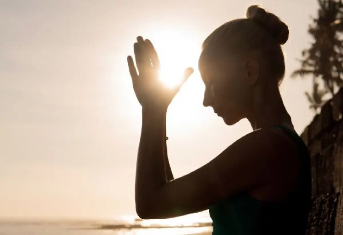 Ilustrasi | Tanda bahwa Anda sedang butuh healing (Sumber : Freepik/alexeyzhilkin)