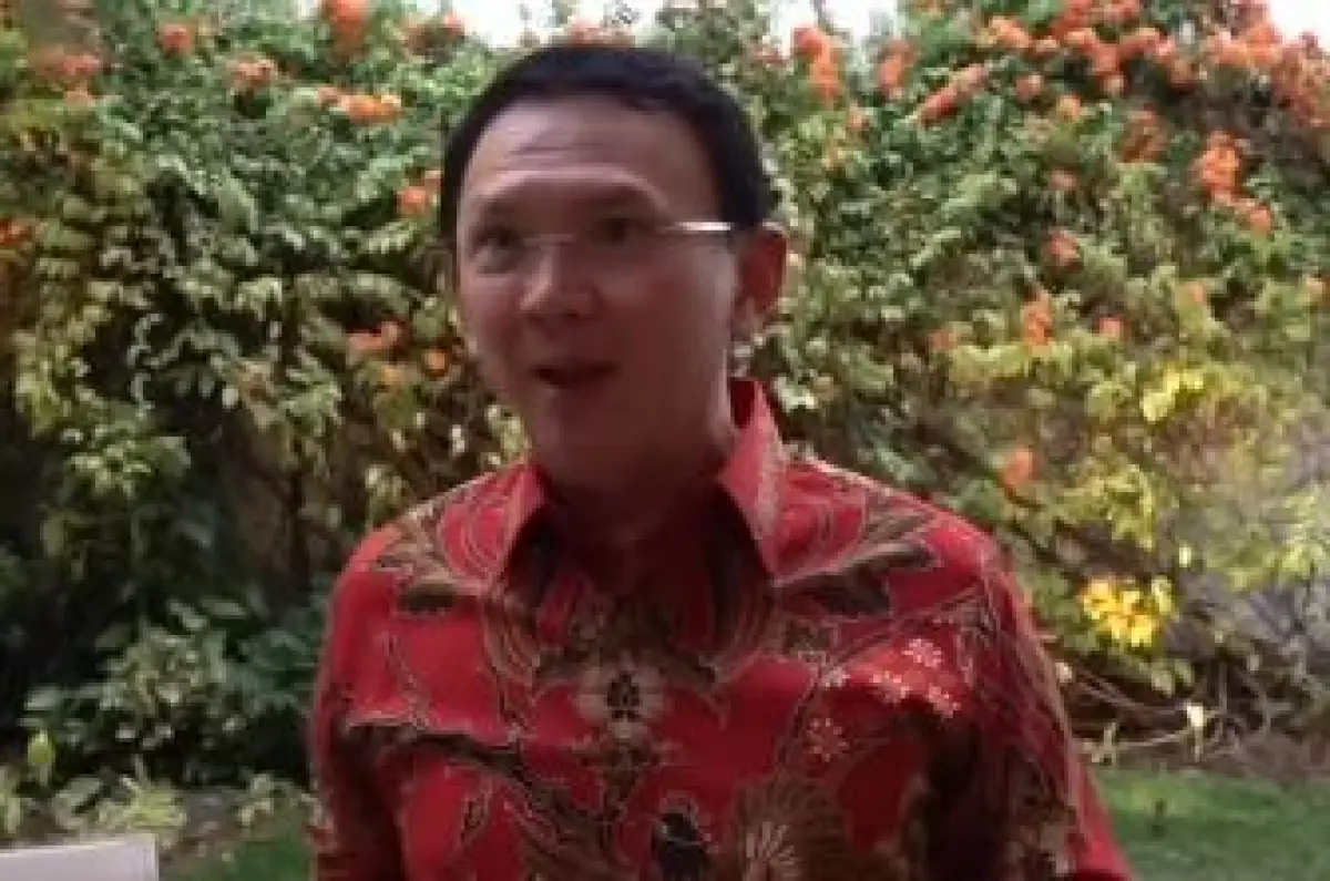 Basuki Tjahaja Purnama alias Ahok dipanggil KPK sebagai saksi dalam kasus korupsi pengadaan LNG di PT Pertamina.(Sumber : Instagram.com/terang_media)