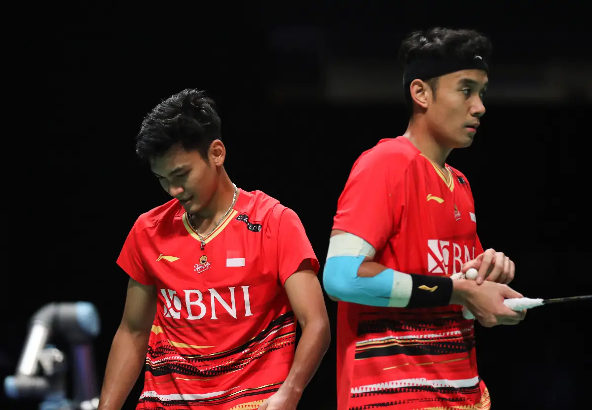 Bagas Maulana dan Muhammad Shohibul Fikri gagal menghadapi dominasi pasangan Malaysia, Aaron Chia dan Soh Wooi Yik, di final Denmark Open 2023. (Sumber : PBSI)