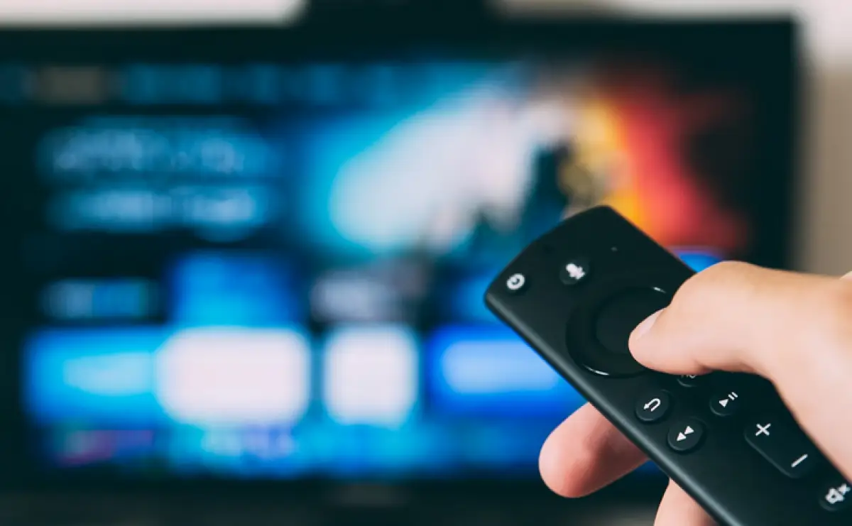 Ilustrasi nonton drakor (Sumber : Unsplash/Glenn Carstens-Peters)