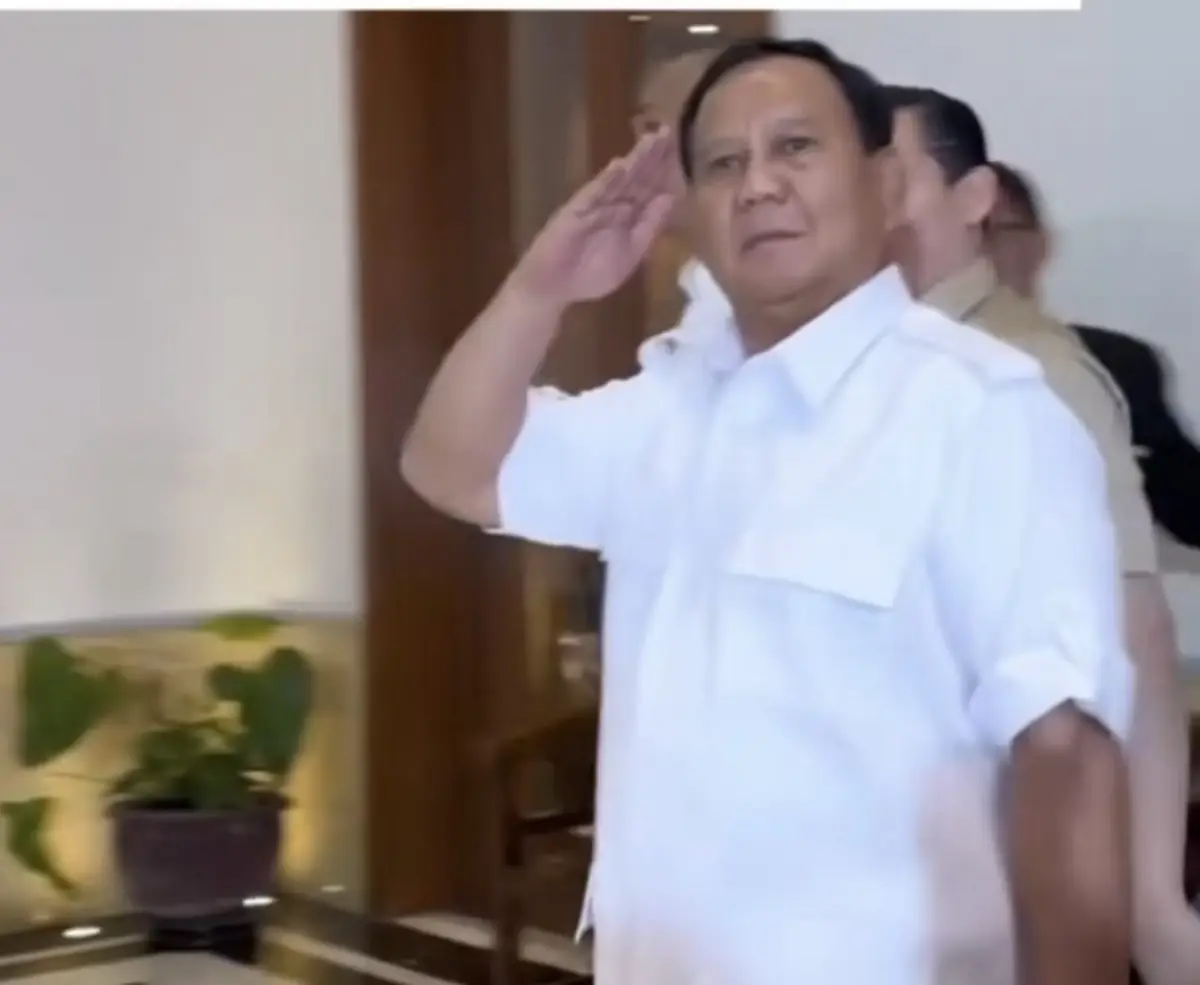 Aksi Prabowo disebut menggemaskan (Sumber : instagram @folkshit)