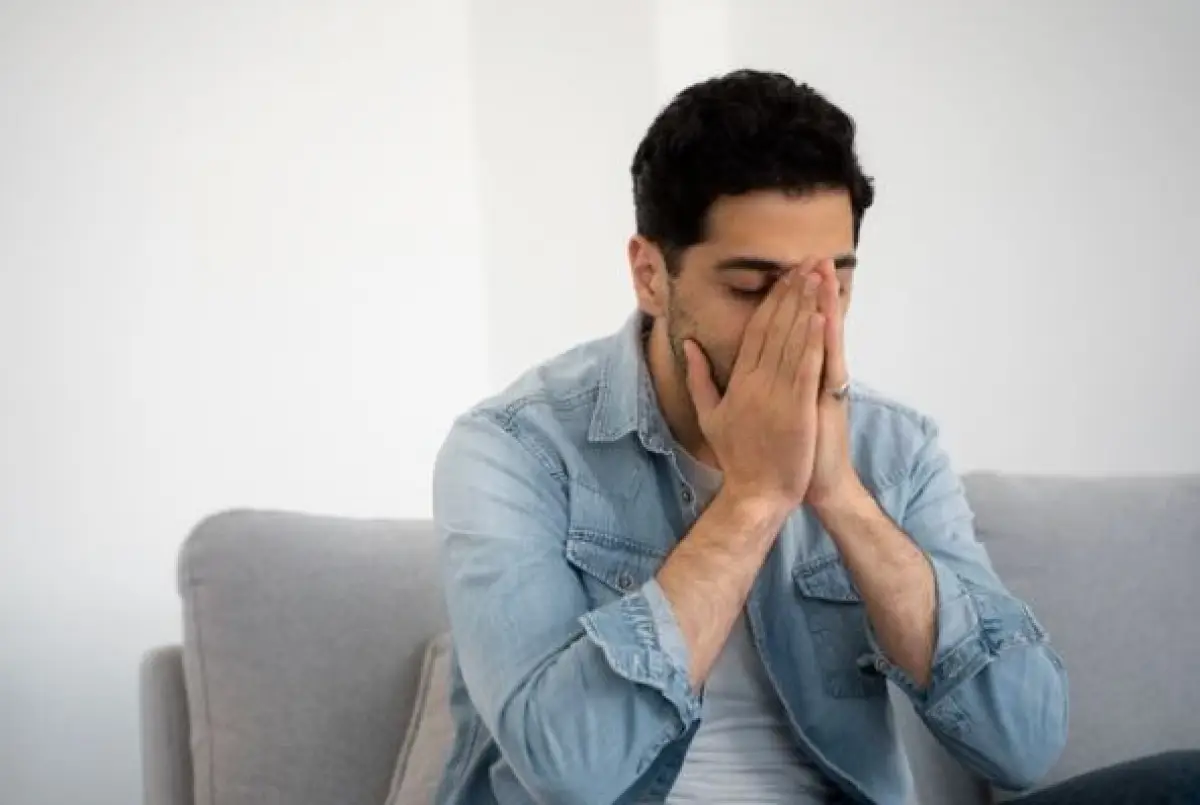 ilustrasi: alasan pria kembali setelah meninggalkanmu (Sumber : freepik)