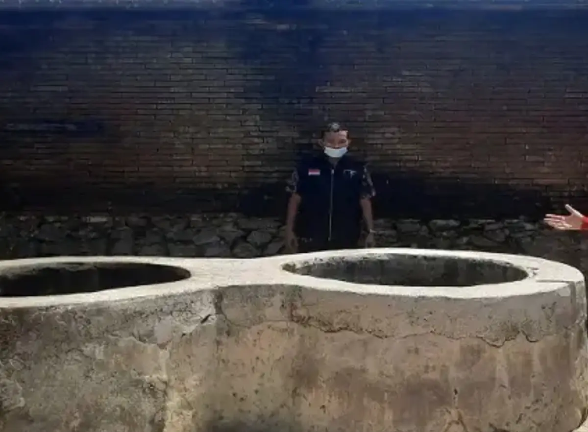 Sumur Gandeng di Demak (Sumber : Wisata.demakkab.id)