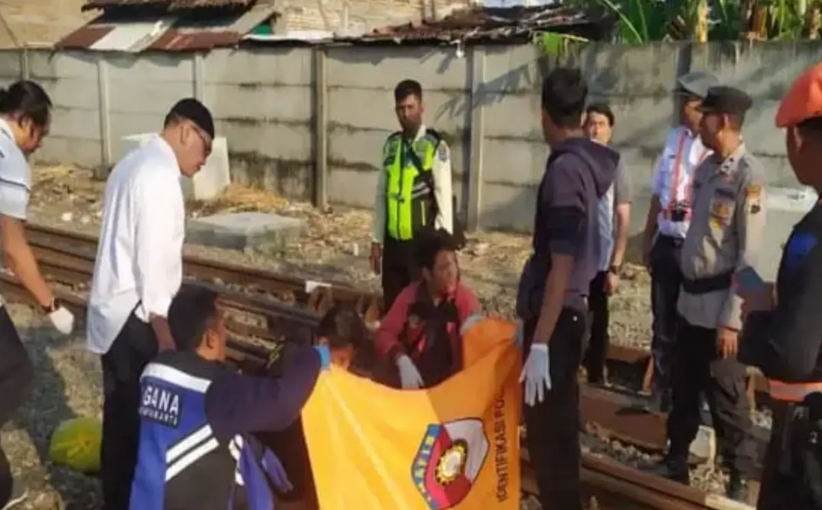 Korban tersambar kereta Api di Purwosari (Sumber : antara)
