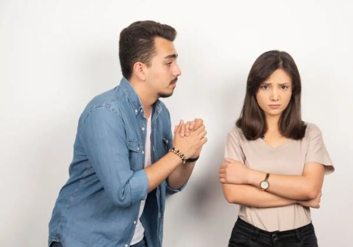 ilustrasi : dampak buruk silent treatment dalam hubungan (Sumber : freepik)