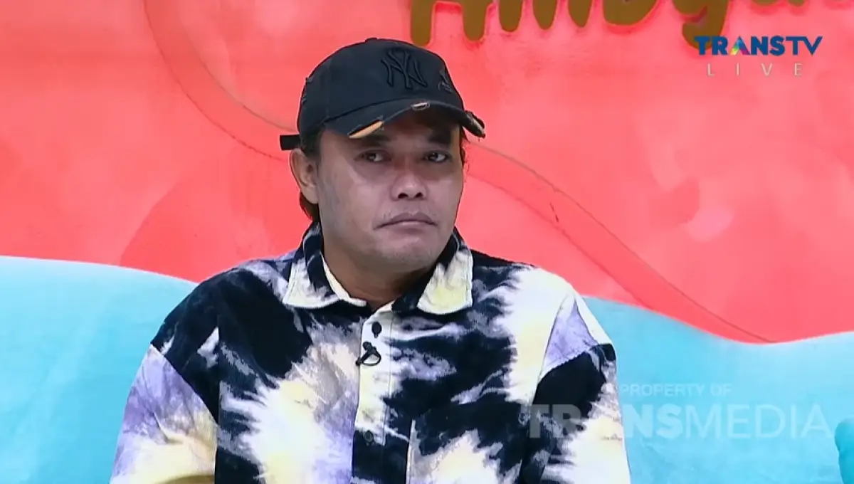 Viral lagi video Sule yang menolak menjawab terkait rumor Mahalini yang akan menjadi mualaf setelah menikah dengan anaknya, Rizky Febian. (Sumber : YouTube TRANS TV Official)