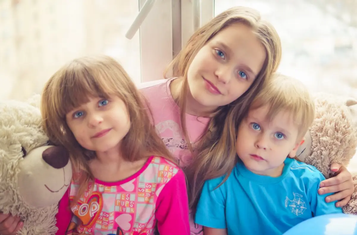 Ilustrasi anak pertama perempuan (Sumber : Unsplash/vitoldaklein)