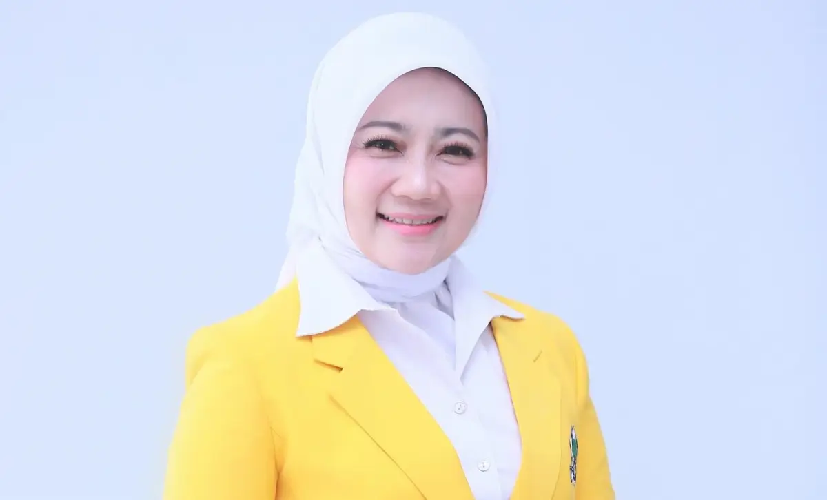 Atalia Praratya istri Ridwan Kamil terjun ke dunia politik dengan mencalonkan diri sebagai anggota legislatif DPR RI dari Partai Golkar untuk dapil Jabar 1, Kota Bandung dan Kota Cimahi. (Sumber : Instagram @ataliapr)