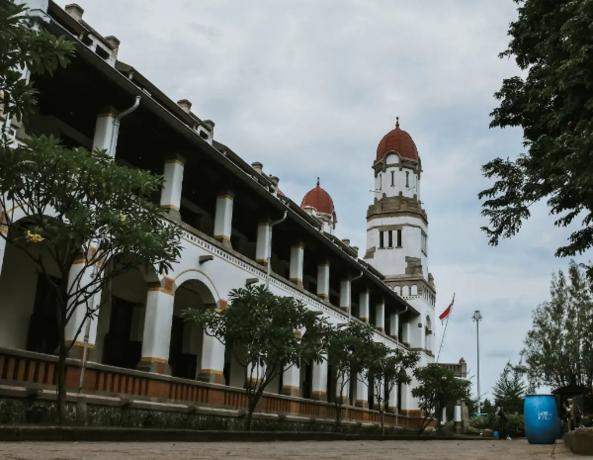 Lawang Sewu - Kota Semarang (Sumber : unsplash.com)
