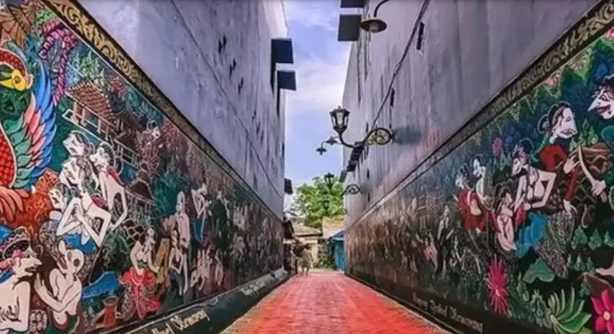 Kampung Batik Semarang (Sumber : Instagram @visitsemarang)