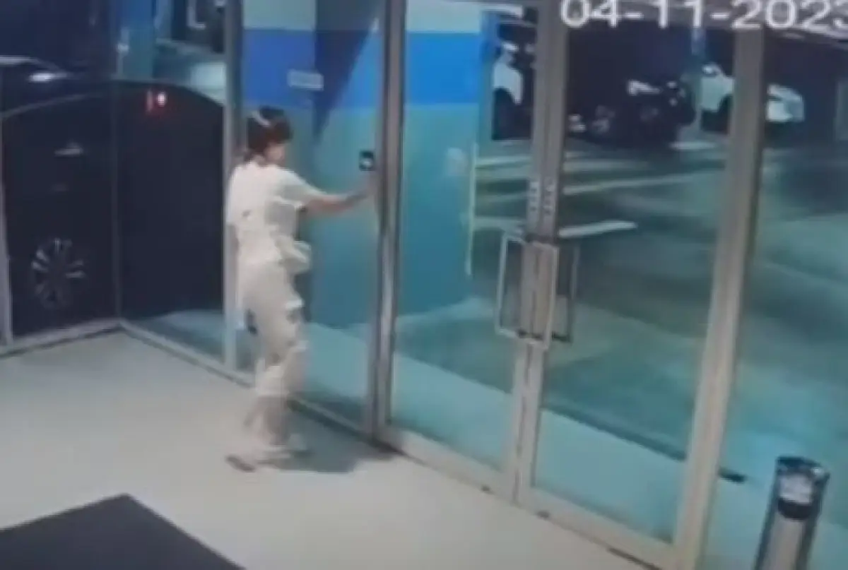 video cctv apartemen Caroline Angelica sebelum tewas (Sumber : YouTube Official iNews)