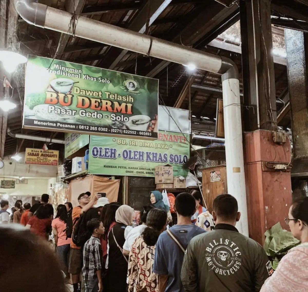 Dawet Telasih Yu Dermi, salah satu kuliner legendaris Kota Solo yang wajib dicoba (Sumber : instagram @dawet.budermi)