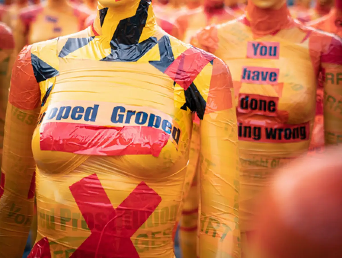 Ilustrasi pelecehan terhadap mahasiswa baru (Sumber : Unsplash/Mika Baumeister)